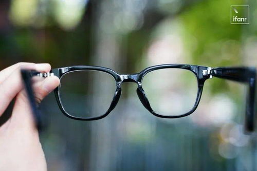 华为 Eyewear II 智能眼镜图赏 比起智能,时尚还是更重要